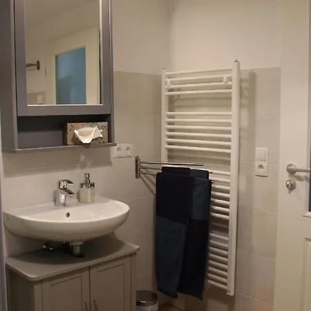 Moderne Im Skandinavischen Stil Am Waldrand *