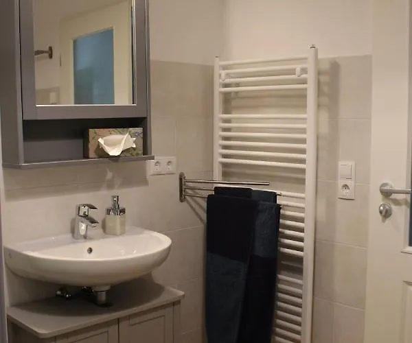 Moderne Im Skandinavischen Stil Am Waldrand *